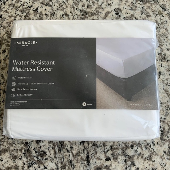 Miracle Made Water Resisitant Mattress Cover - Queen - NEW - Picture 1 of 3